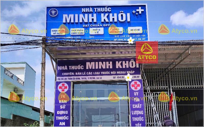 bảng hiệu mica