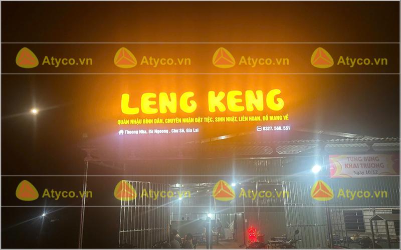 bảng hiệu mica